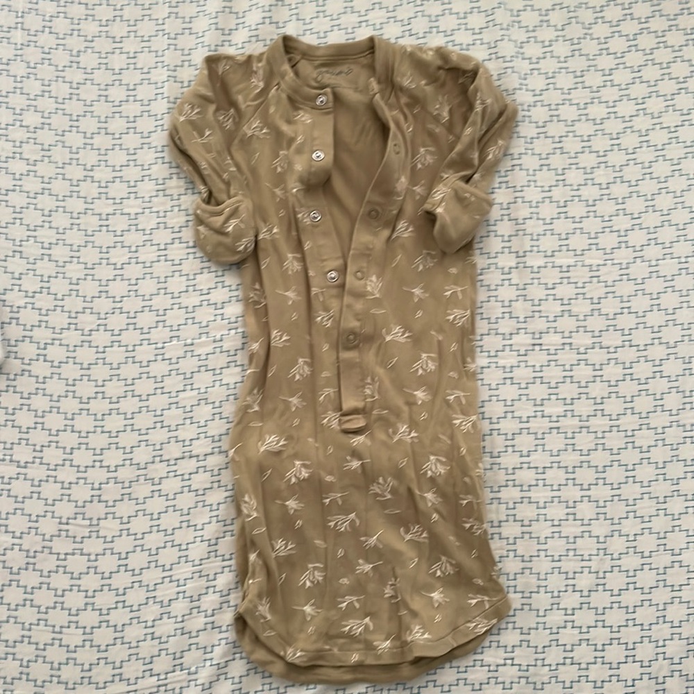 Goumi nightgown
